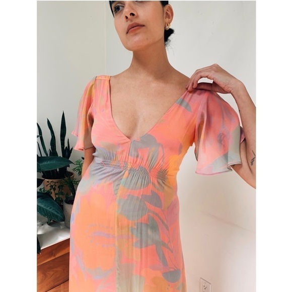 VEDA Bright Floral Short Flutter Sleeve V-Neck Ruched Empire Waist Maxi Dress XS - Picture 9 of 16